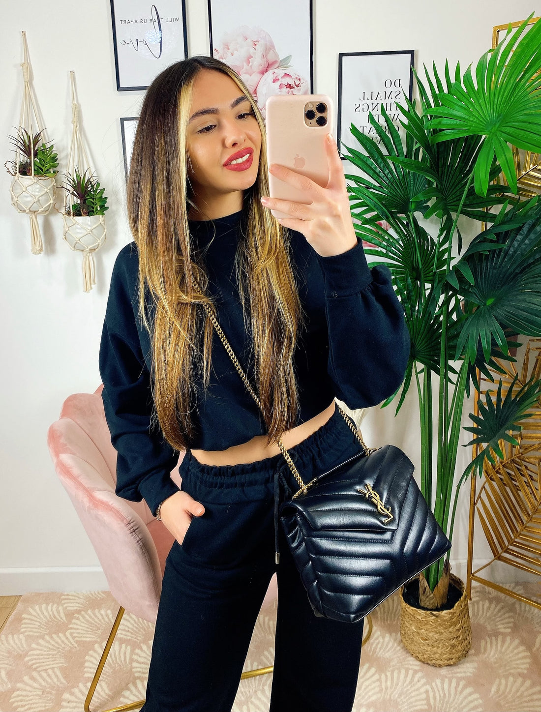 Jogger gamba larga e croptop nera - R.a. Boutique 