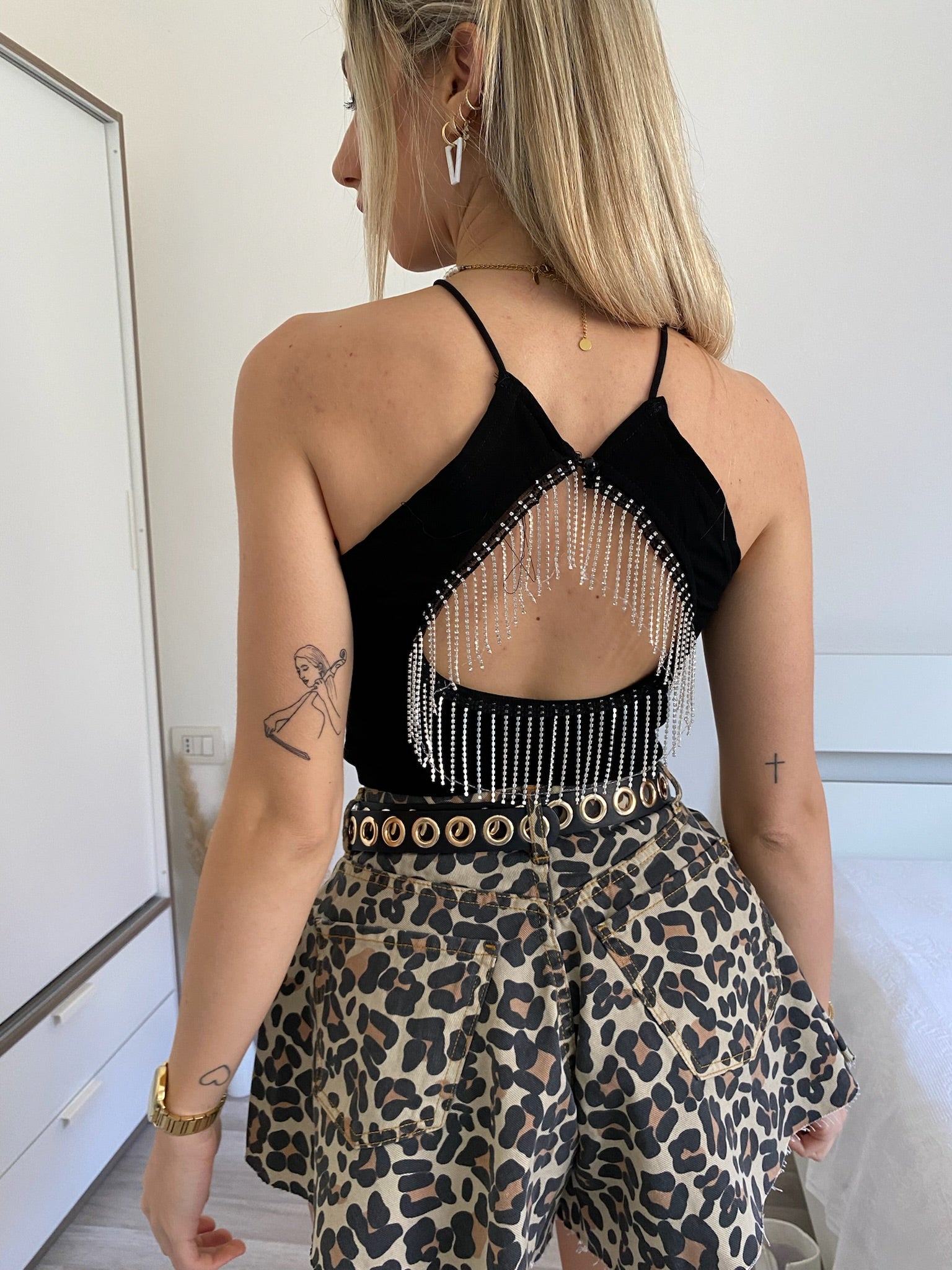 Top nero con frange - R.a. Boutique 