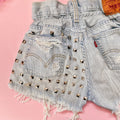 Short Vintage Levi’s chiaro con borchie - R.a. Boutique 