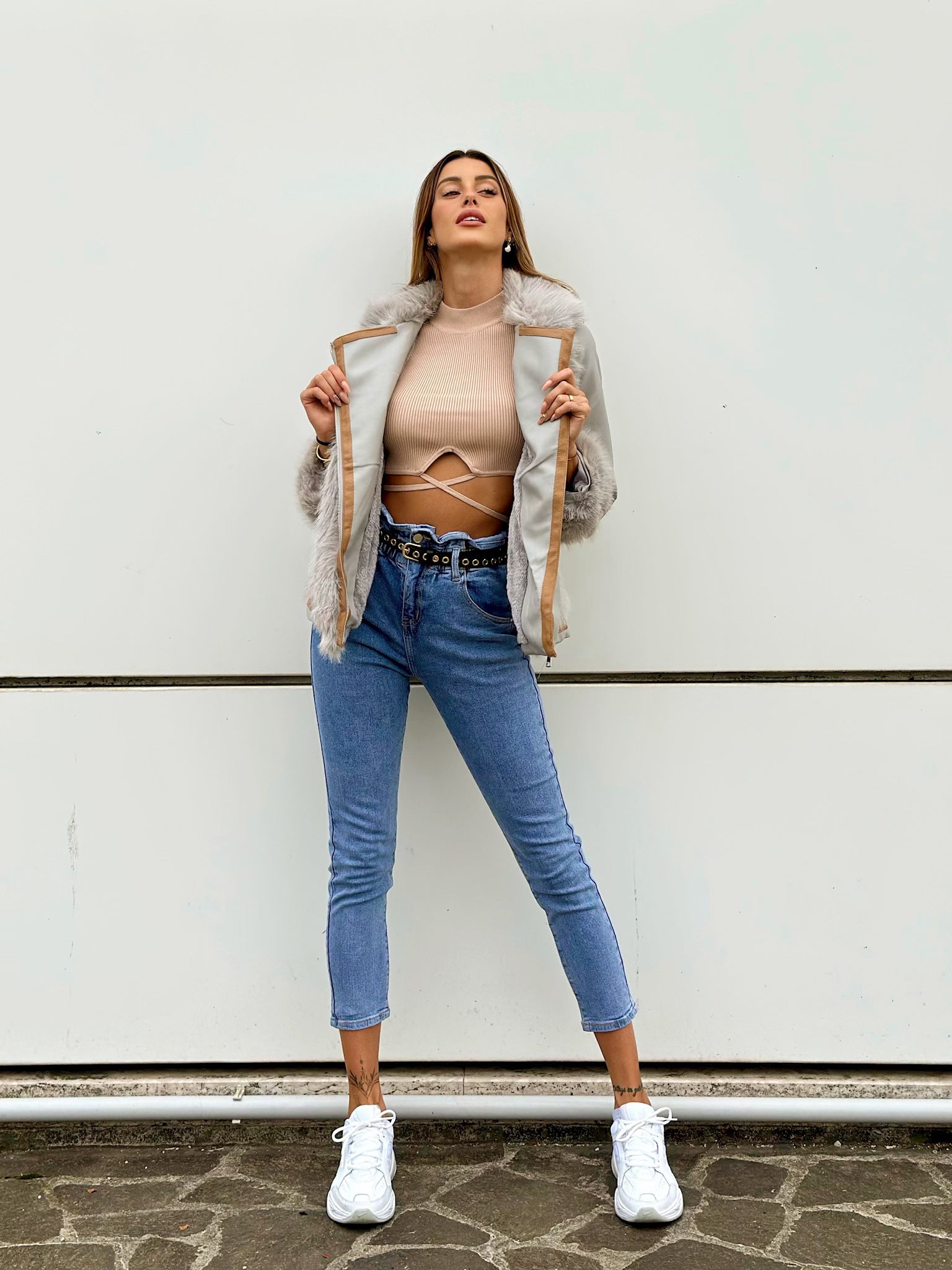 Giaccone grigio polvere dettaglio Camel - R.a. Boutique 