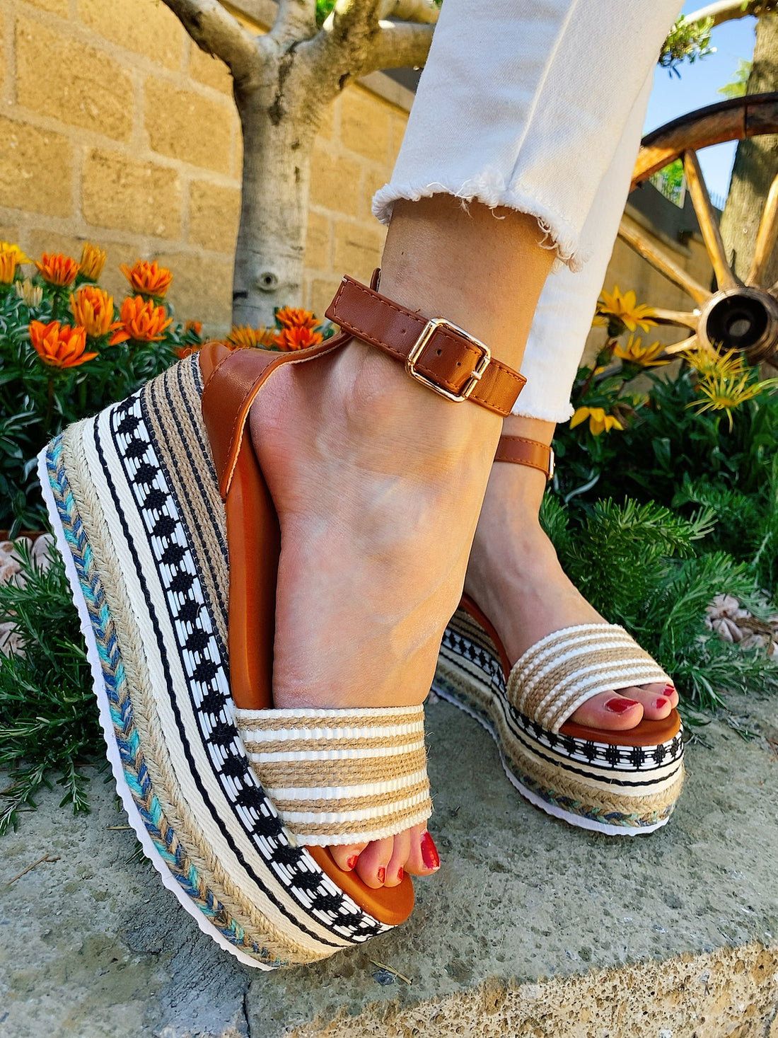 Sandali con zeppa etnico - R.a. Boutique 