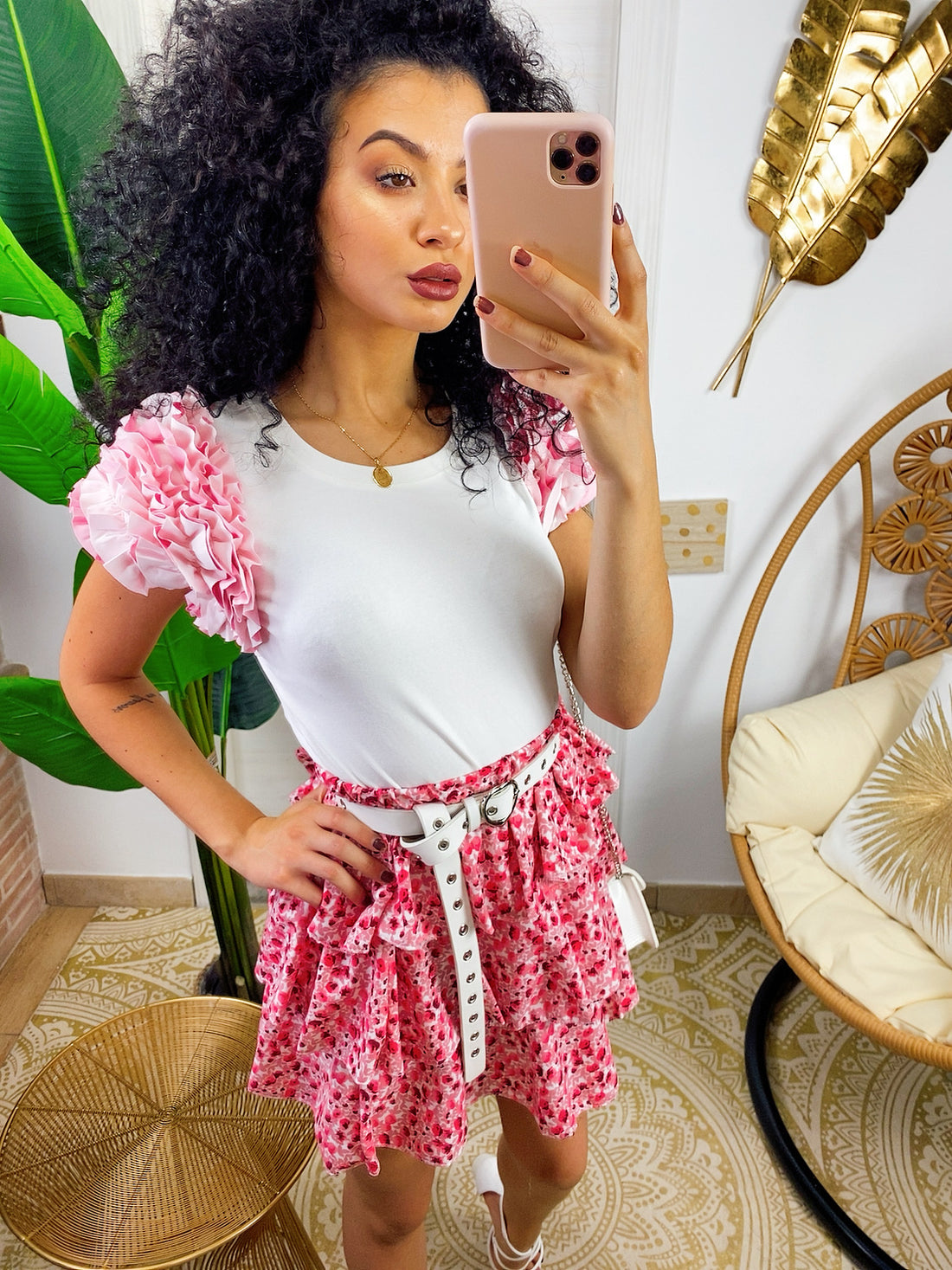 T-shirt con spalline a petali rosa - R.a. Boutique 