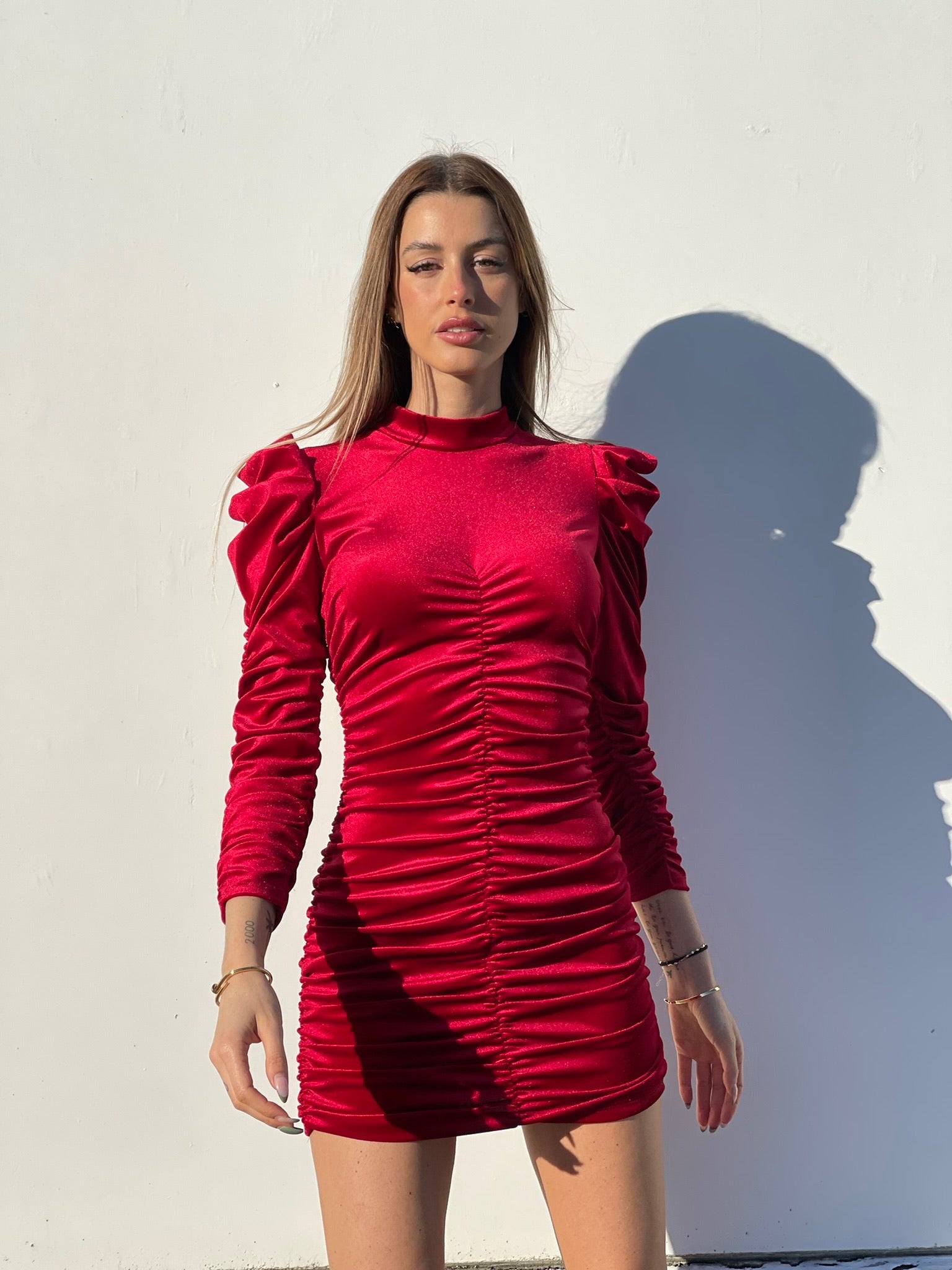Abito in velluto aderente rosso - R.a. Boutique 