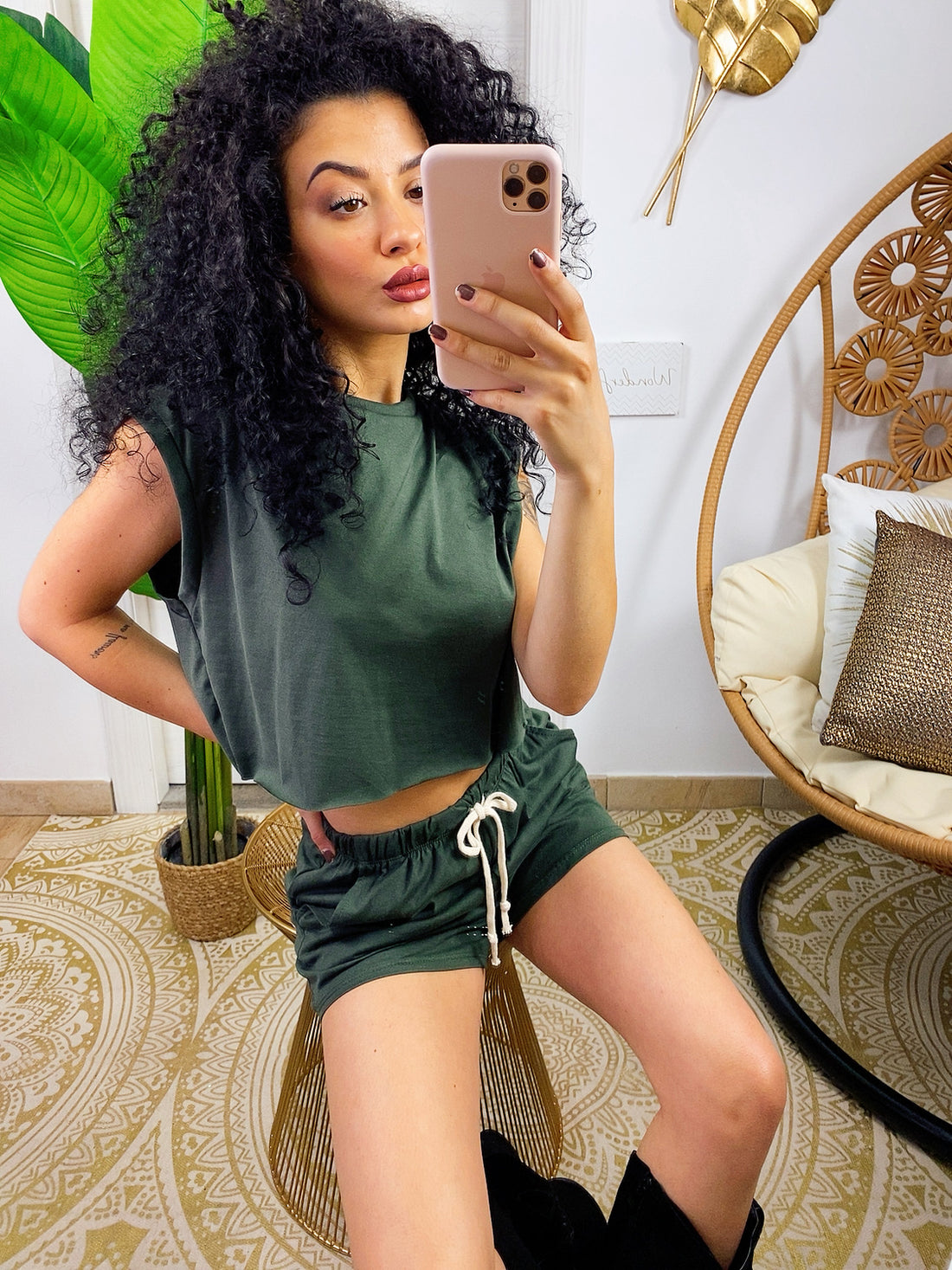 Completo sportivo maglia e short verde militare - R.a. Boutique 