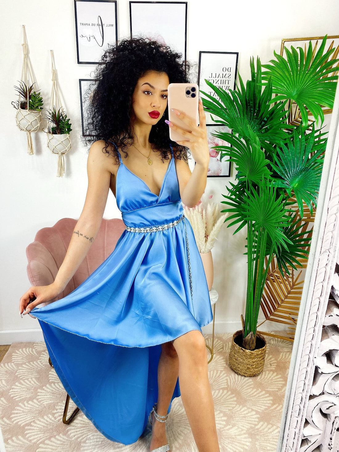 Abito in raso con gonna asimmetrica carta da zucchero - R.a. Boutique 