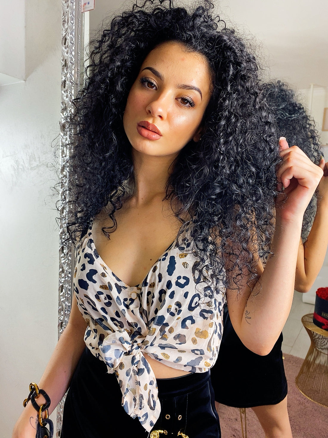 Top maculato con dettagli oro - R.a. Boutique 