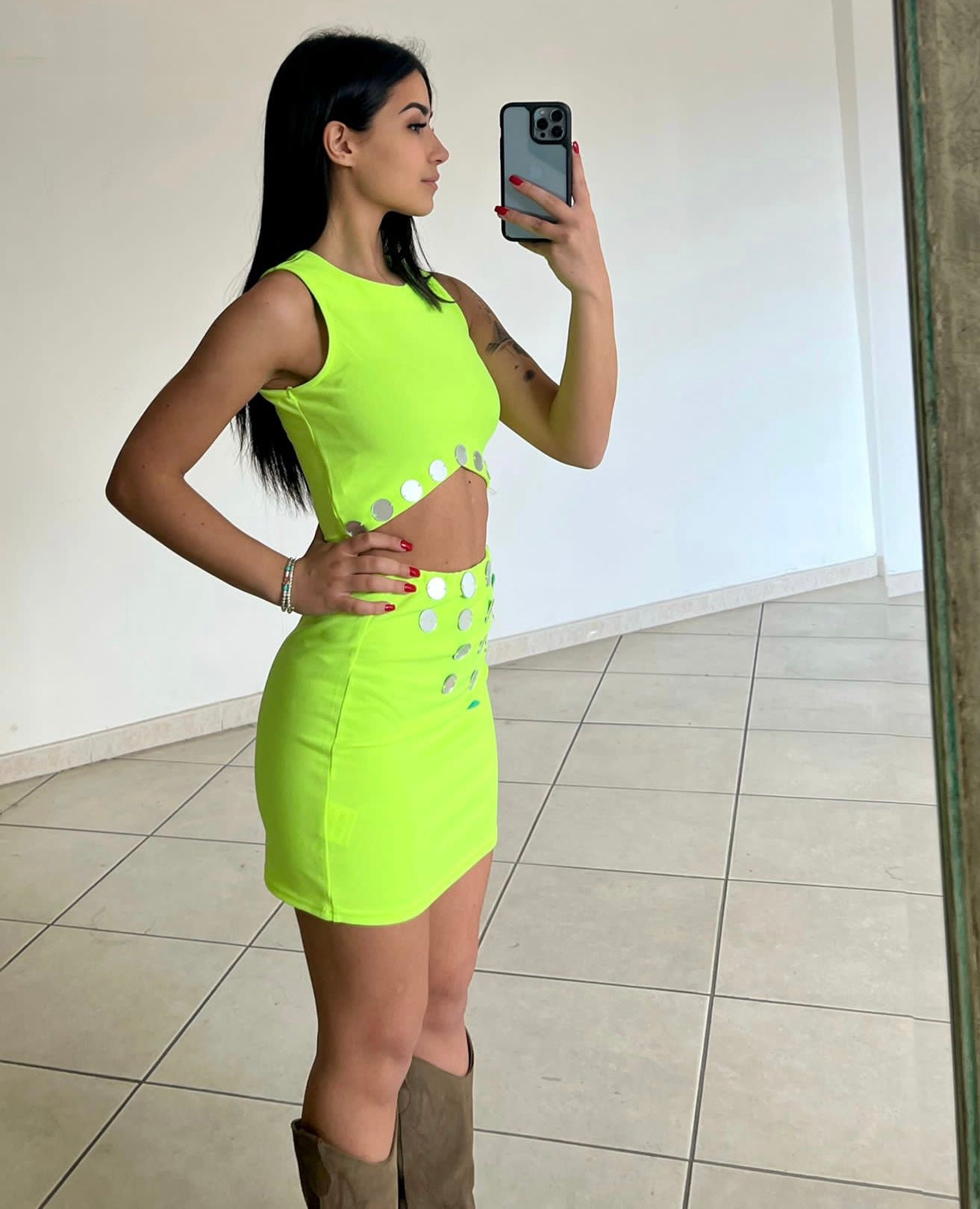 Completo top e gonna lime - R.a. Boutique 