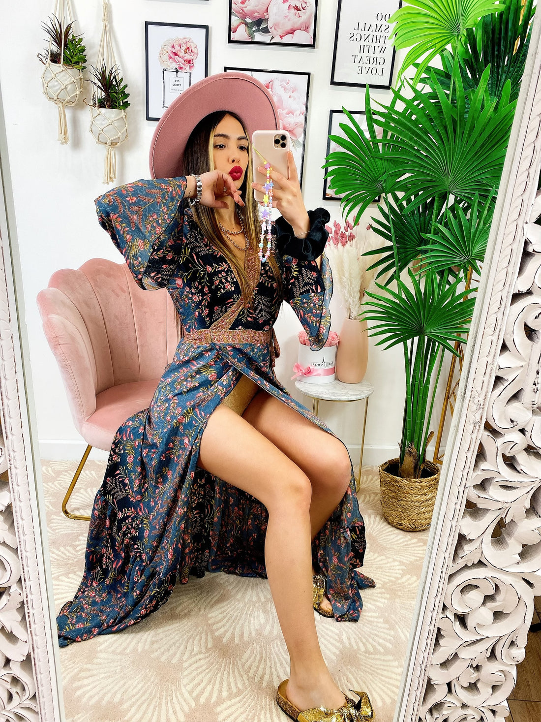 Kimono o abito etnico nero Fiori Rosa - R.a. Boutique 