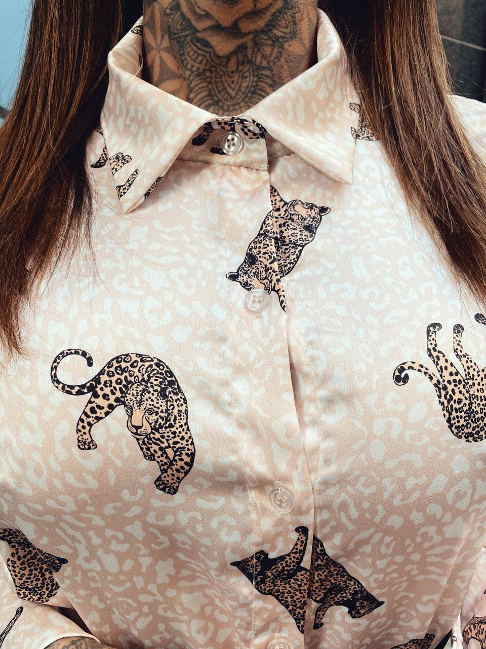 Camicia con stampa animalier beige - R.a. Boutique 