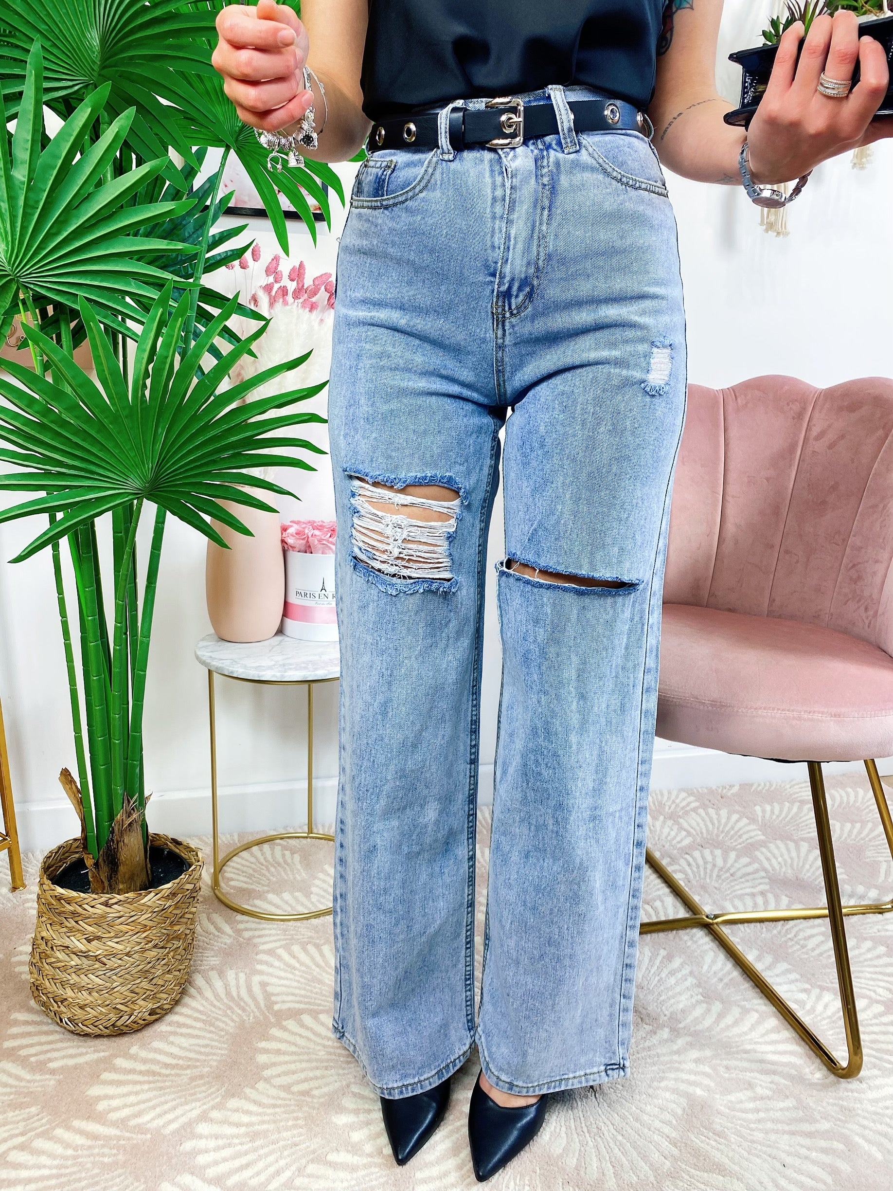 Jeans boyfriend zampa larga con maxi spacchi - R.a. Boutique 