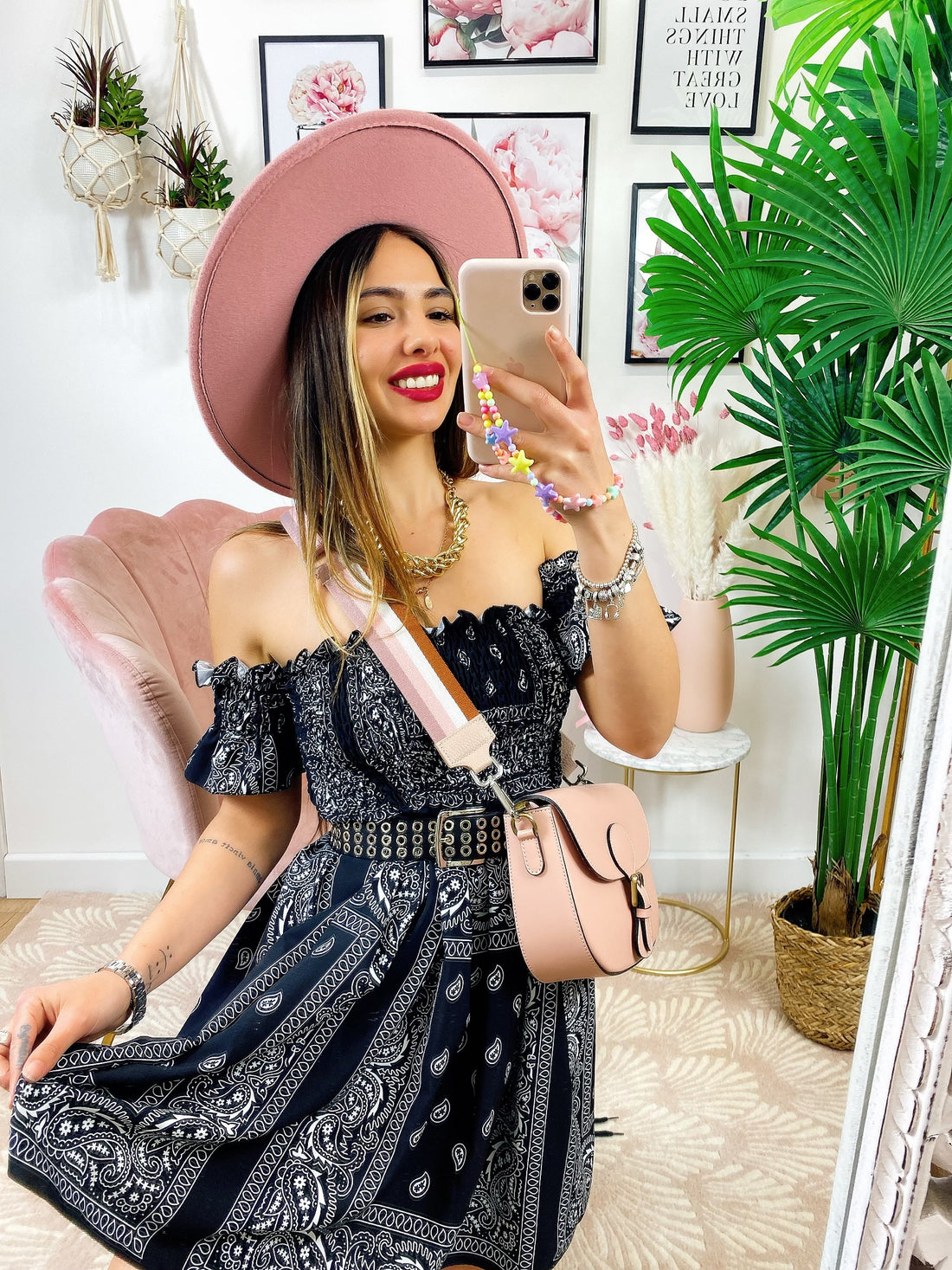 Abito scollo a barchetta stampa bandana Nero - R.a. Boutique 