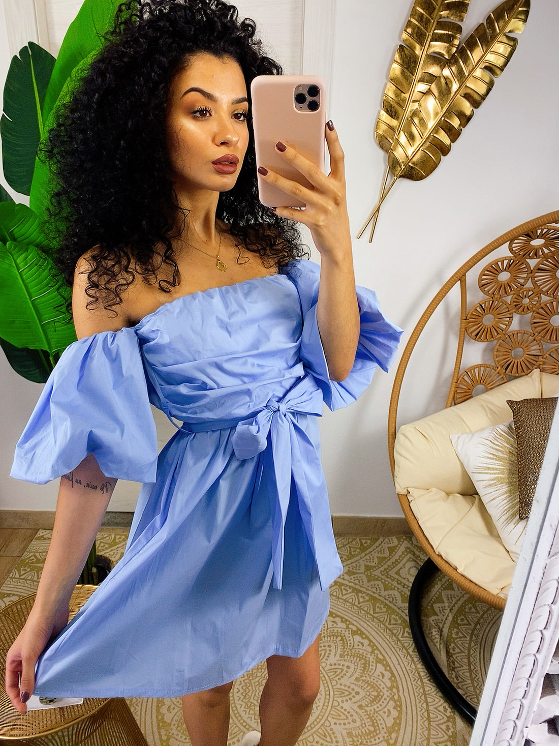 Abito con scollo a barchetta carta da zucchero - R.a. Boutique 