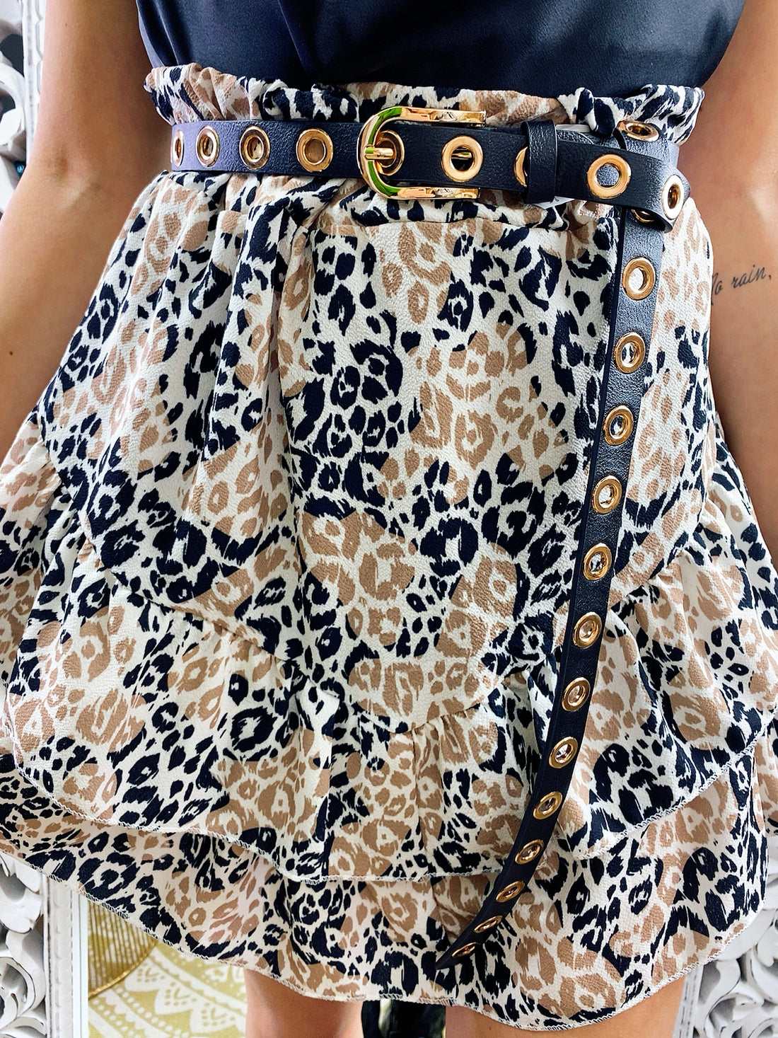 Cinturino con occhielli nero e oro - R.a. Boutique 