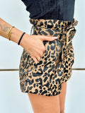 Short animalier con cintura - R.a. Boutique 