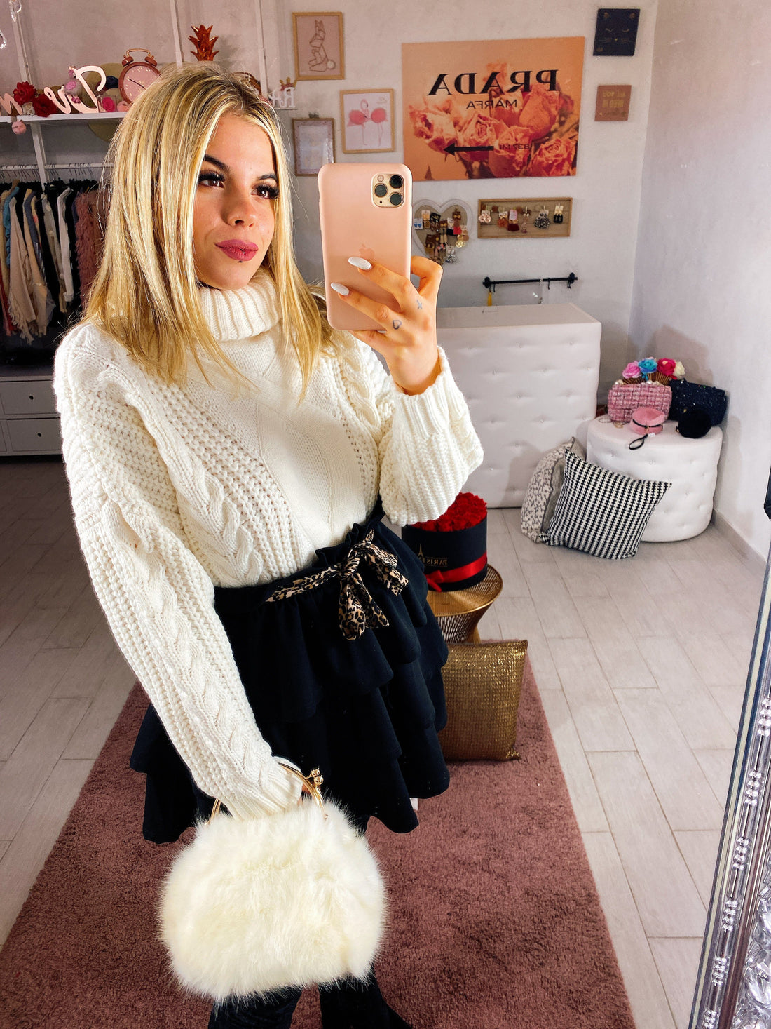 Maglioncino con trecce a collo alto - R.a. Boutique 