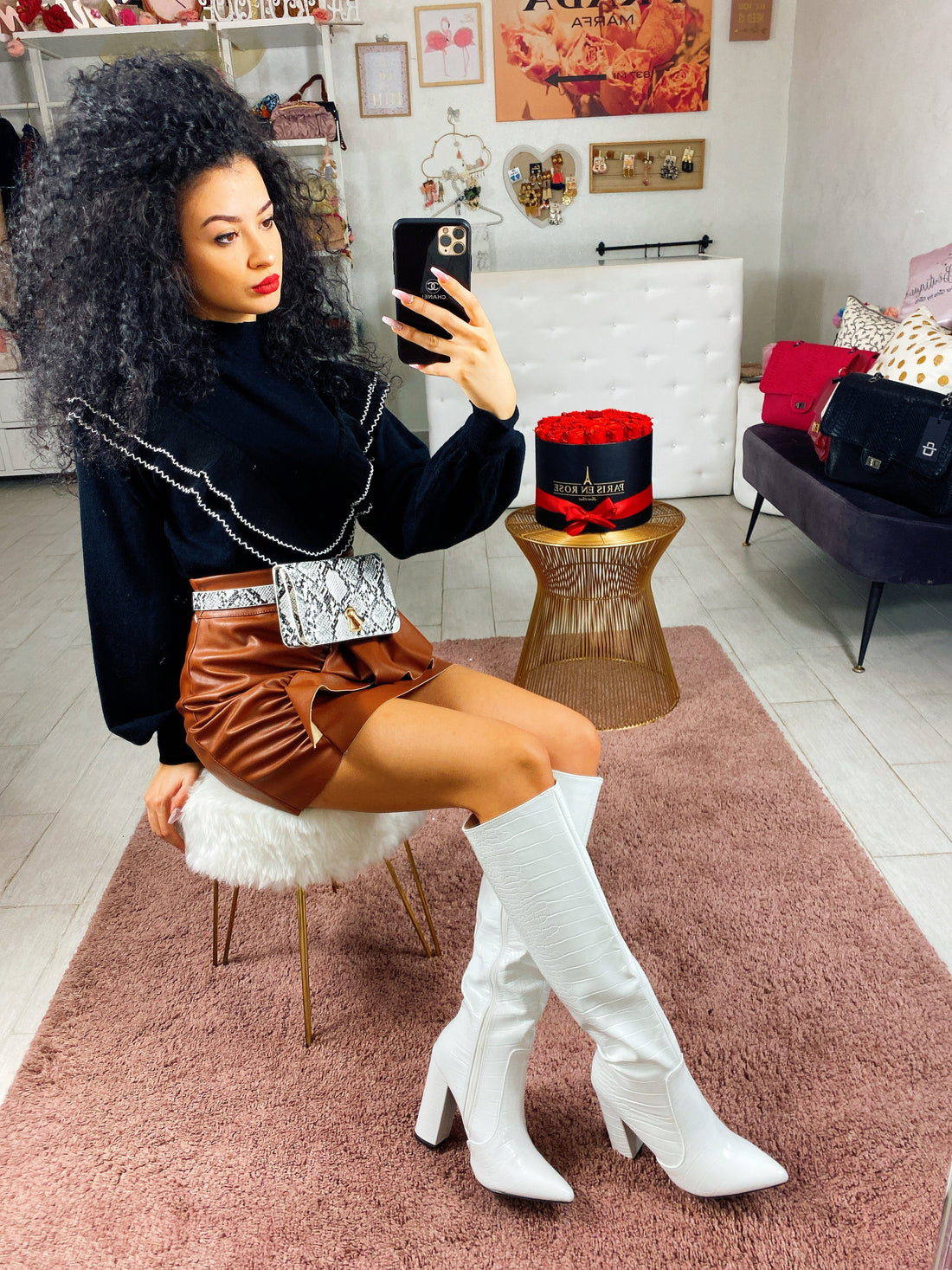 Maglioncino nero con rouge - R.a. Boutique 