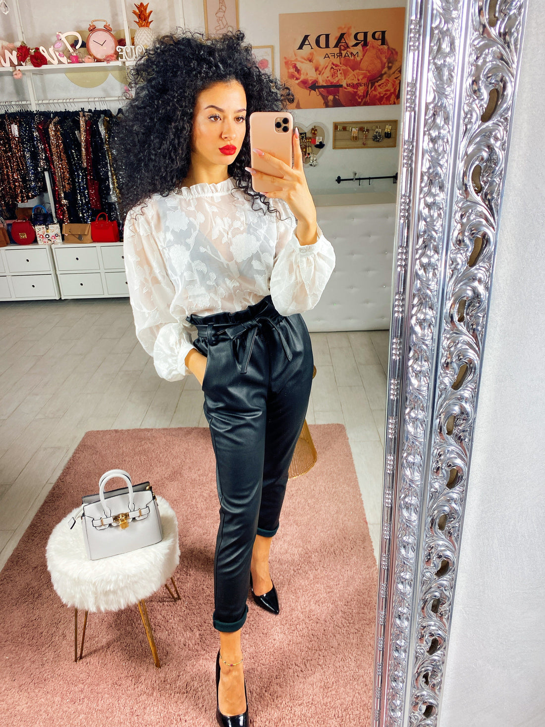 Pantalone in ecopelle con fiocco - R.a. Boutique 