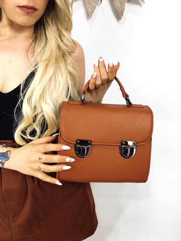 Pochette con bretelle