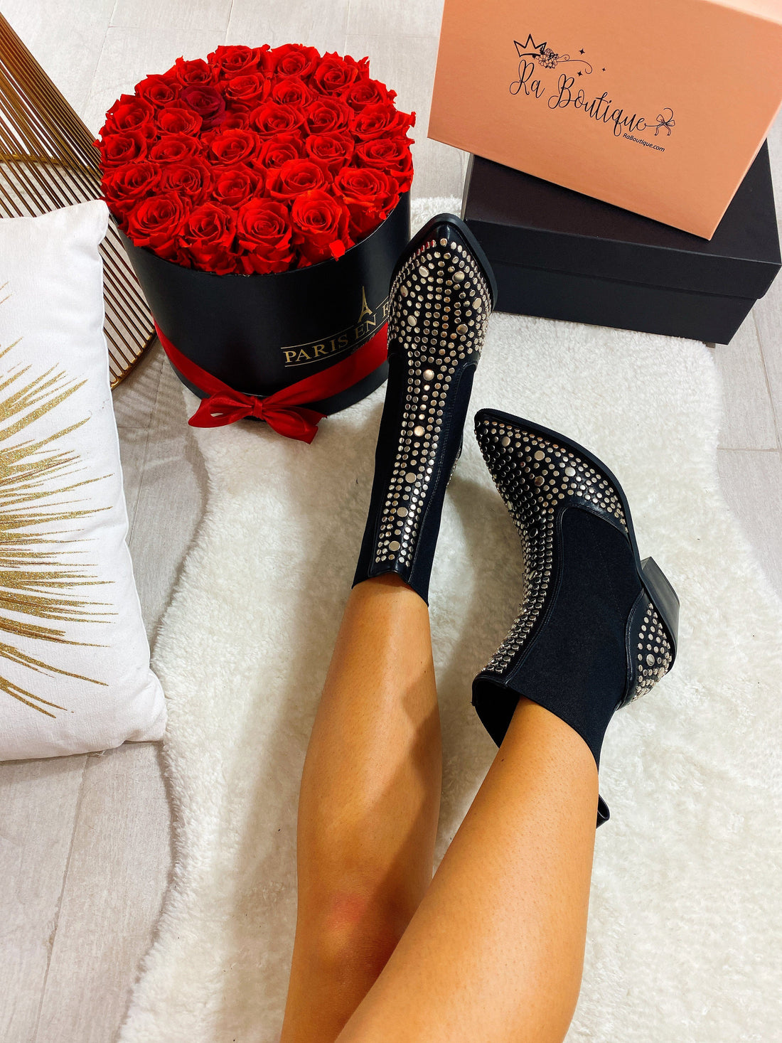 Stivaletto con borchie - R.a. Boutique 