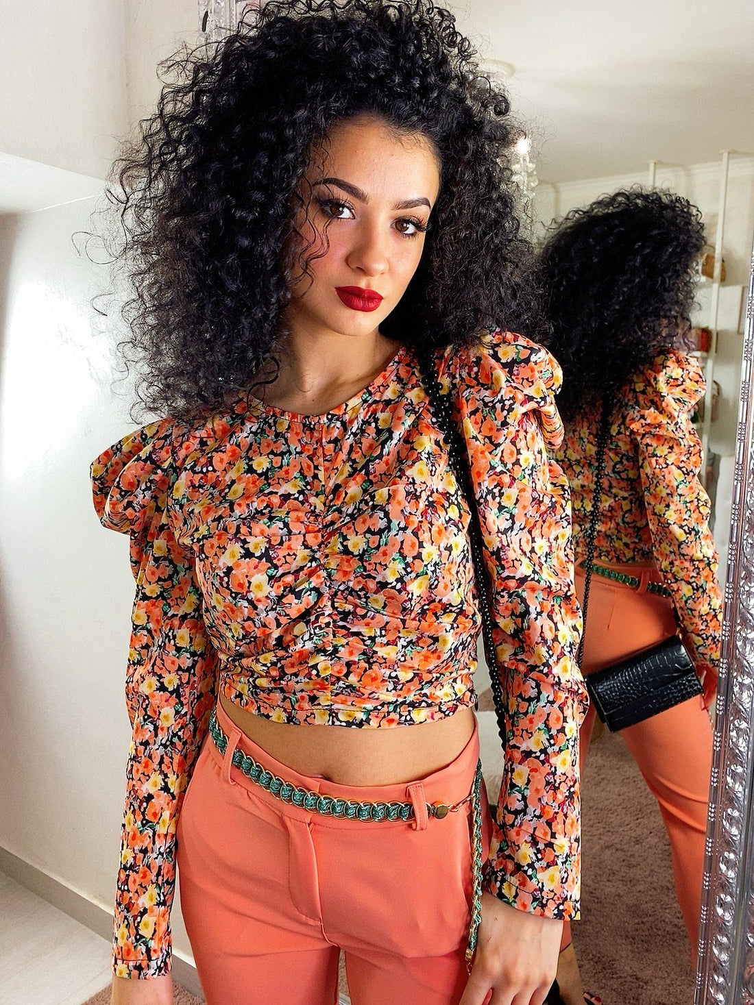 Top con fiorellini pesca manica bombata - R.a. Boutique 