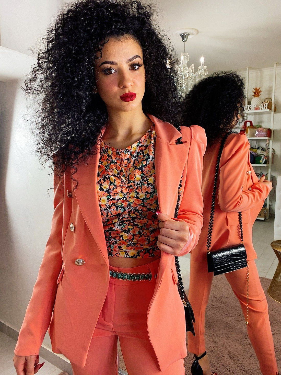 Top con fiorellini pesca manica bombata - R.a. Boutique 